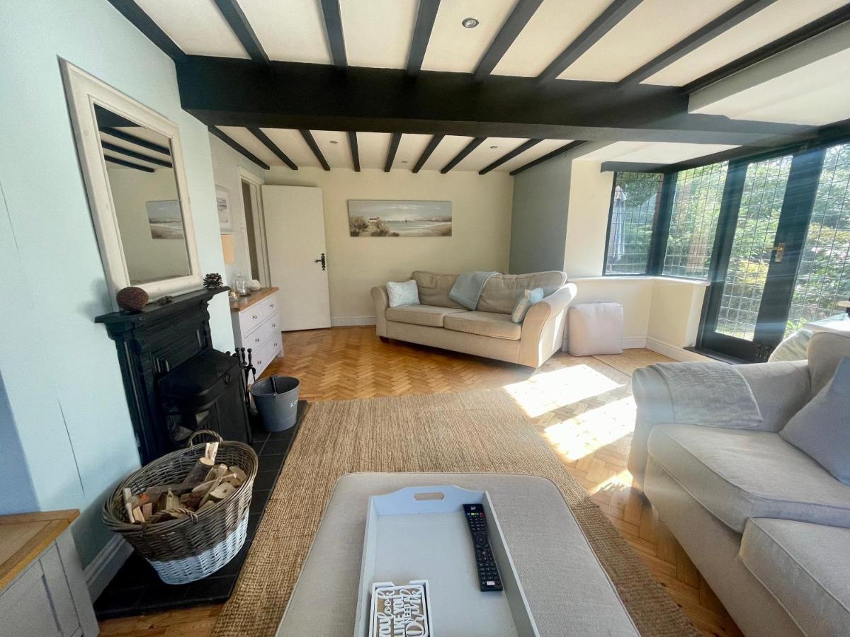 Thornton House Private Country House Thornton Hough Entire House Sleeps 6 Wirral Zewnętrze zdjęcie